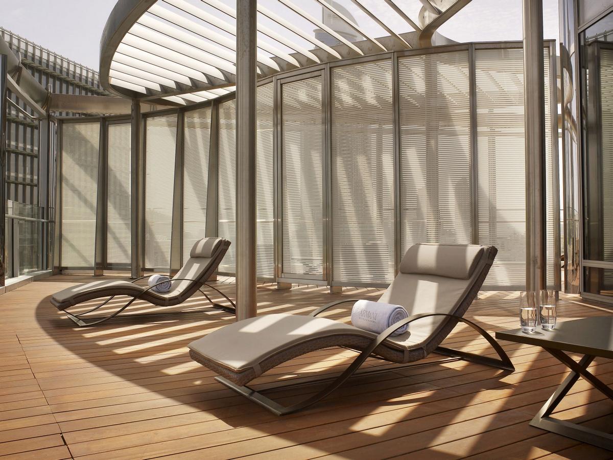 Современный дизайн интерьера отеля Armani Hotel Dubai